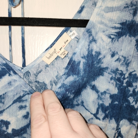 Bebop v- neck tie-dye sundress with short sleeves and smocked waist sz  med - Picture 14 of 17